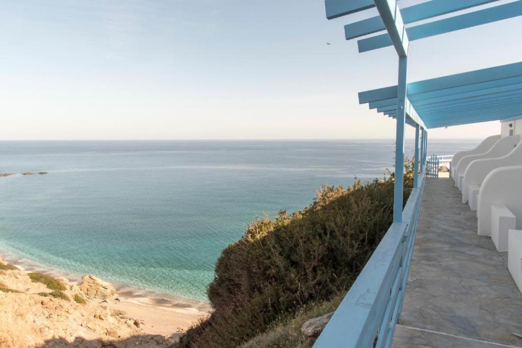 Thalassopetra In Agia Kyriaki Agia Kiriaki Beach (Milos)