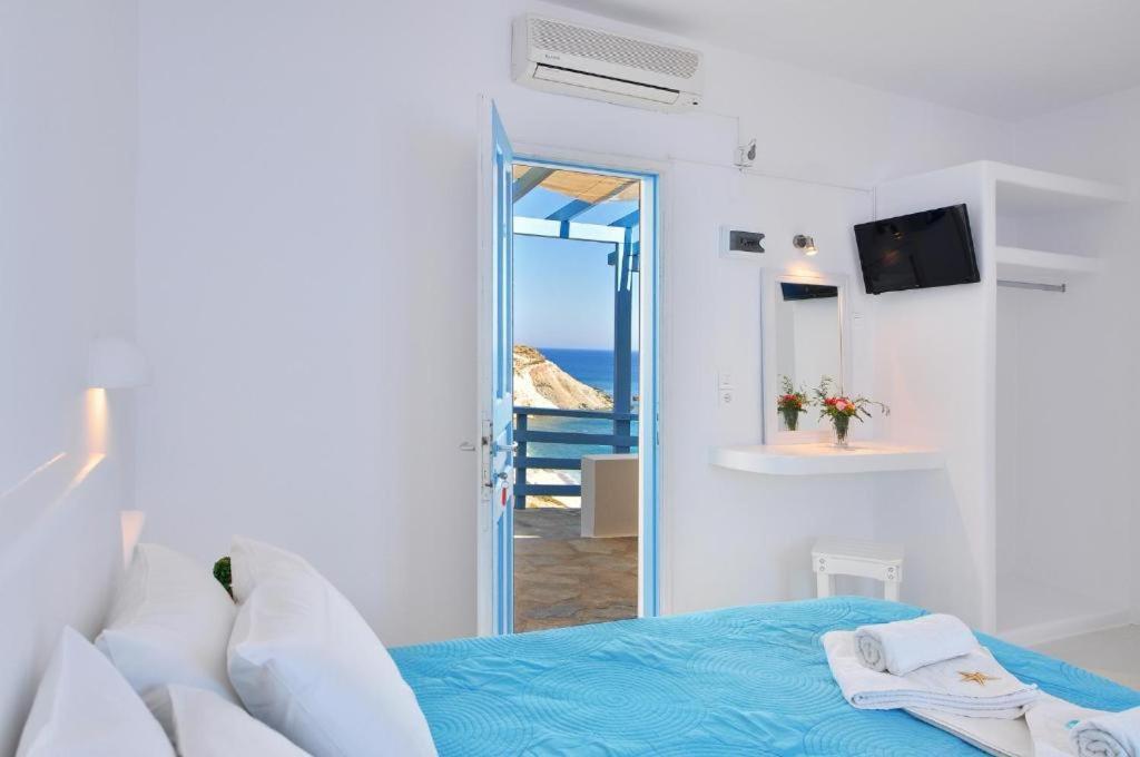 Apartment Thalassopetra In Agia Kyriaki Agia Kiriaki Beach (Milos)