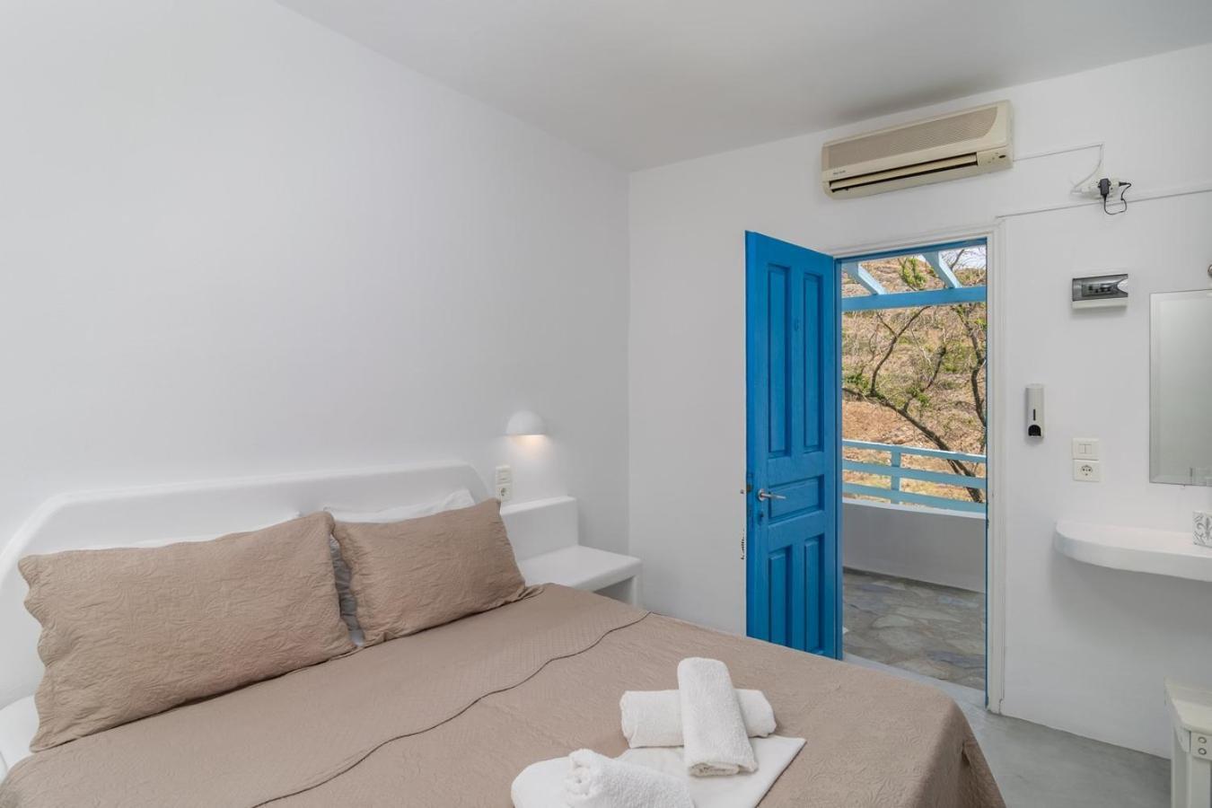 Thalassopetra In Agia Kyriaki Apartment Agia Kiriaki Beach (Milos)