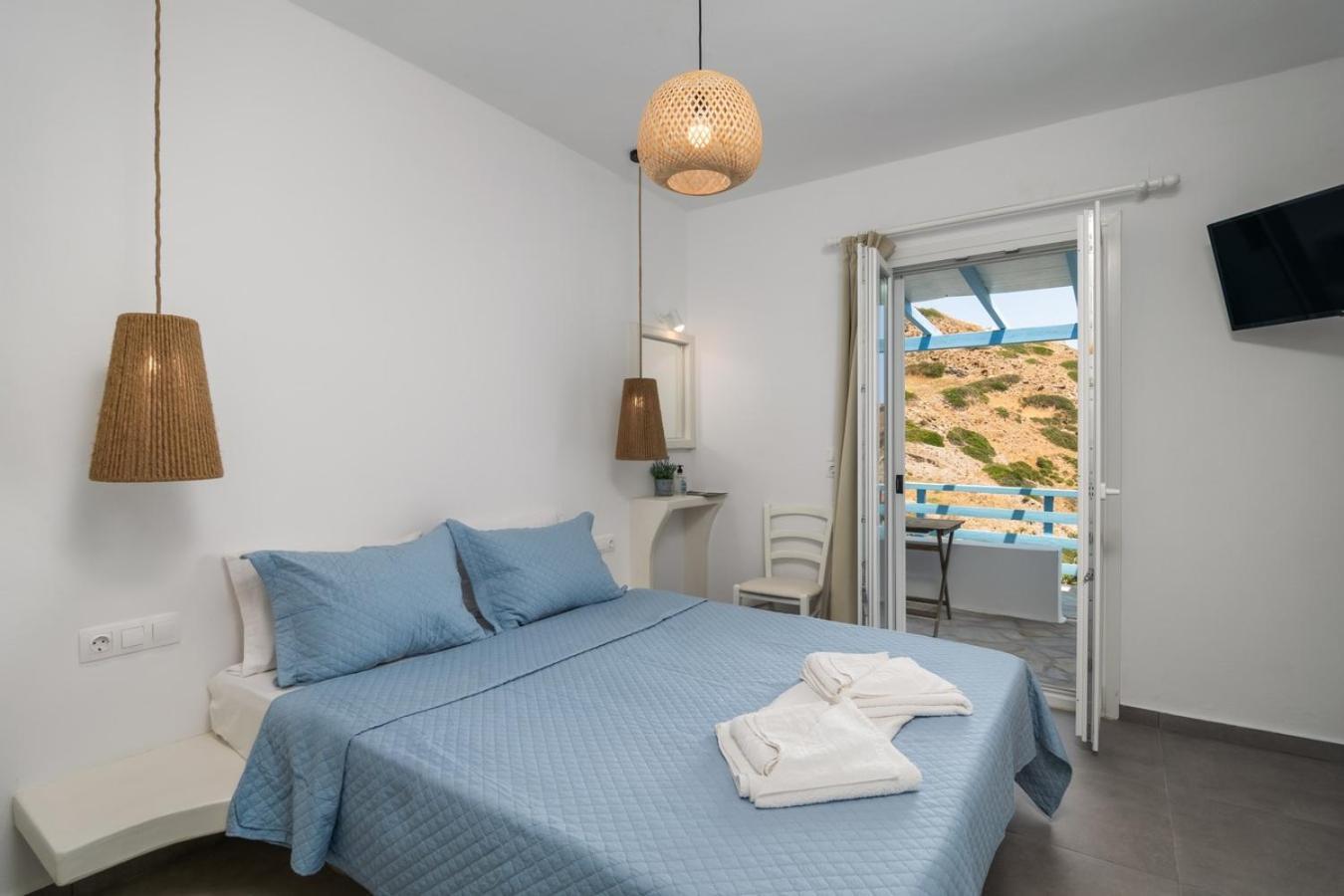 Thalassopetra In Agia Kyriaki * Agia Kiriaki Beach (Milos)